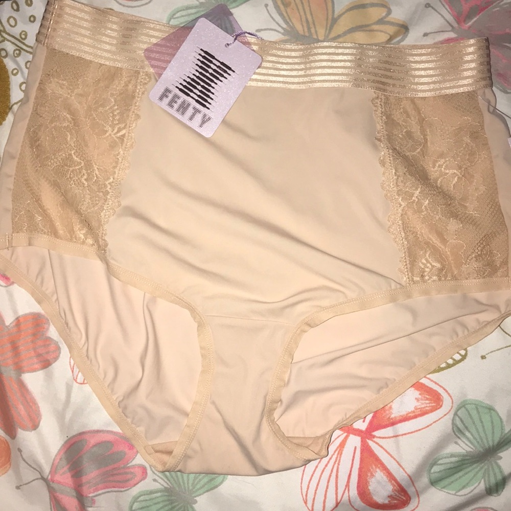 Savage x Fenty high waisted panty